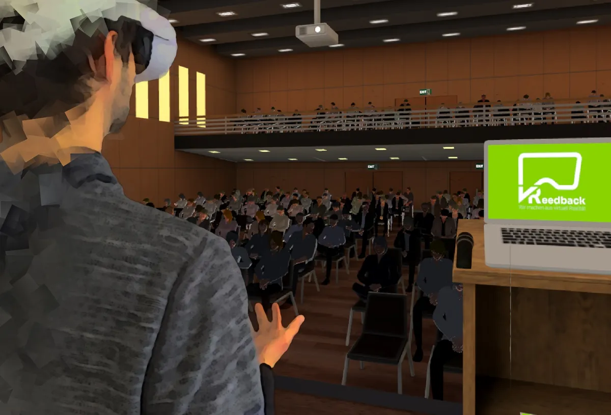 Trainer in der Virtual Reality vor großem Publikum – VReedback Pro mit iPad-Steuerung